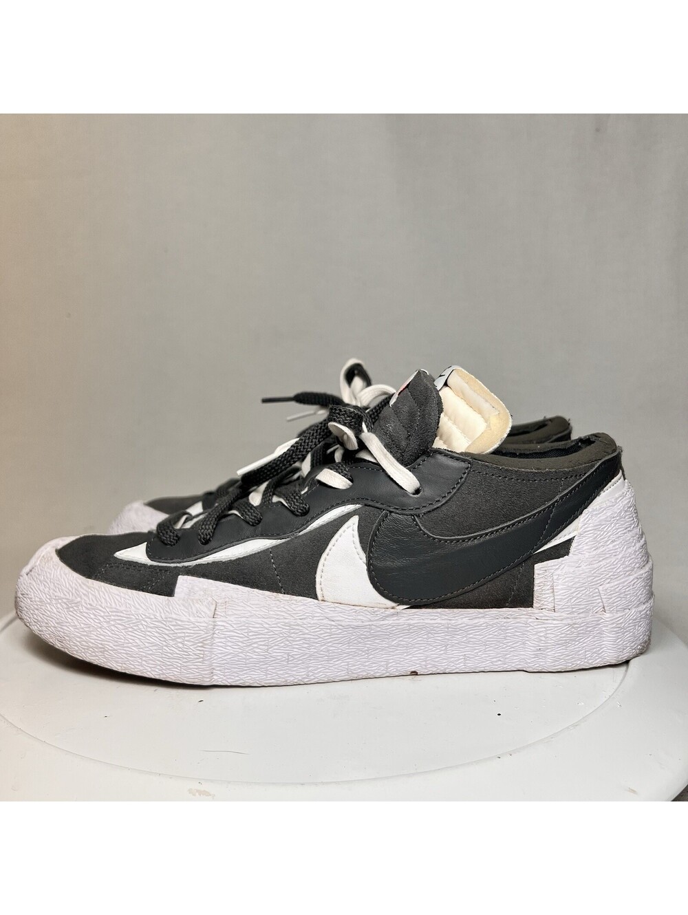 Nike Blazer Low sacai Iron Grey White Black Sneakers DD1877-002 Mens Size 11.5